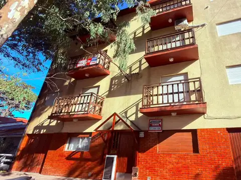 Mitre 2500, Piso 3