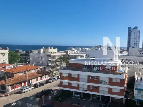 Apartamento en peninsula  de 2 dormitorios en venta. 