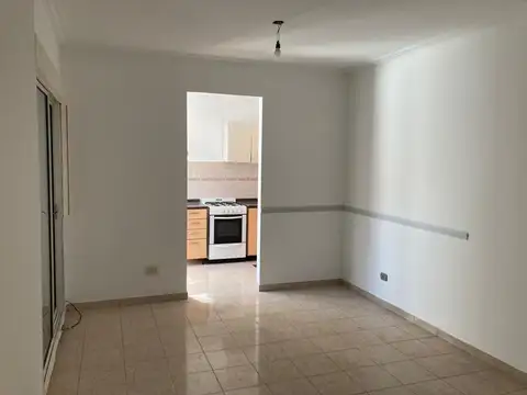 ALQUILER PH 1ER PISO 2 AMBIENTES VERSALLES