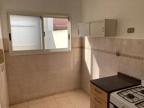 Depto Tipo Casa en Alquiler de 1 dormitorio