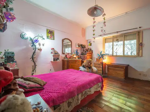 Casa 5 ambientes con 1 baño