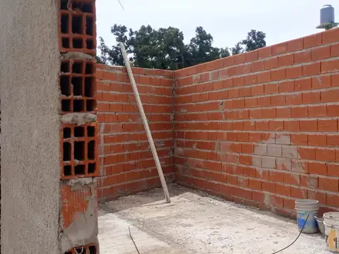 Terreno en Venta en Francisco Alvarez, USD 18.000