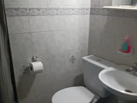 Greco 2700, Piso 2
