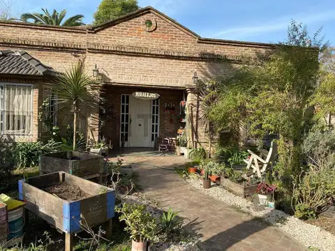 Casa quinta  en venta en Guernica centro mas departamento de 3 ambientes  - Presidente Peron - Zona