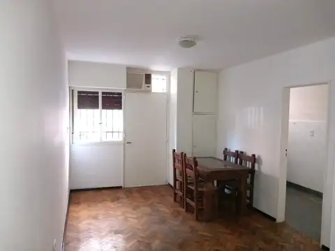 Departamento en Venta en Villa del Parque, USD 54.000