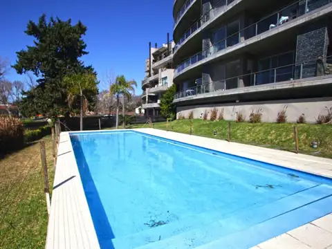 Departamento en Alquiler con 1 cocheras