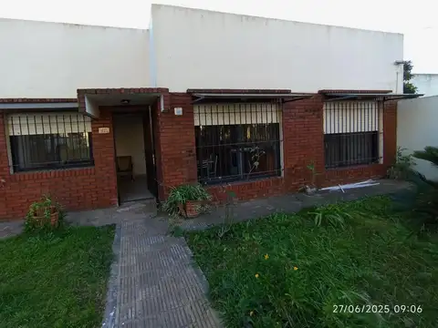 San Carlos 141 (521 y 522) casa de tres dormitorios