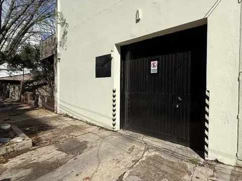 Cochera en Venta en Santos Lugares, Partido de Tres de Febrero
