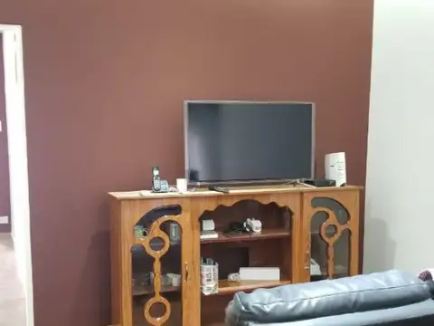 Casa en Venta en Castelar Sur, USD 118.000