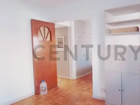 Departamento 6 ambientes con 2 baños