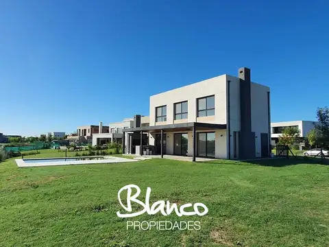 Casa  en Venta en El Naudir, Escobar - A Estrenar con Pileta!