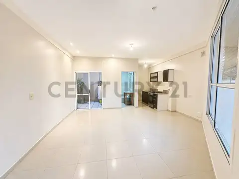 Cervantes 3000, Piso 0
