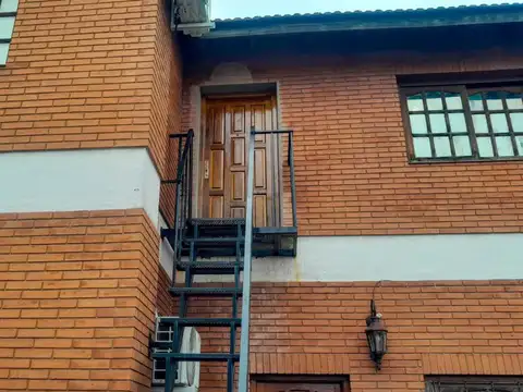 Depto Tipo Casa en Alquiler 39 años