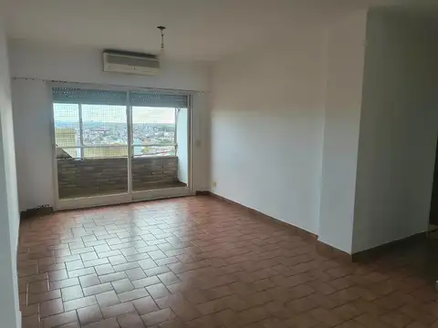Alquiler departamento 3 ambientes con balcon en Wilde