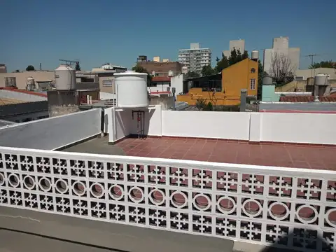 PH 3 AMB AMPLIO C/TERRAZA PROPIA Y 2 BALCONES