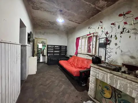 Casa 4 ambientes con 1 baño