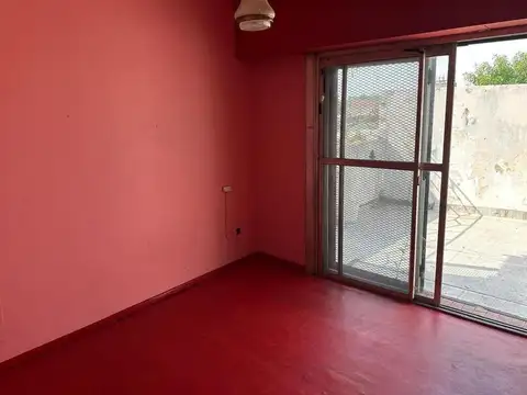 Depto Tipo Casa 4 ambientes con 3 baños