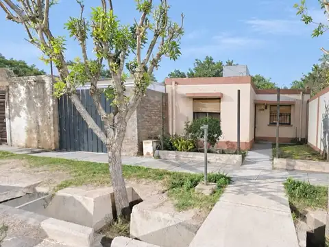 CASA EN VENTA-SAN MARTIN-MENDOZA