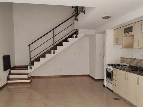 PH en alquiler en Villa Pueyrredon