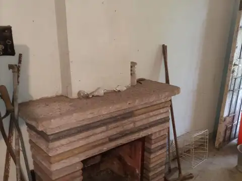 Casa 3 ambientes con 1 baño