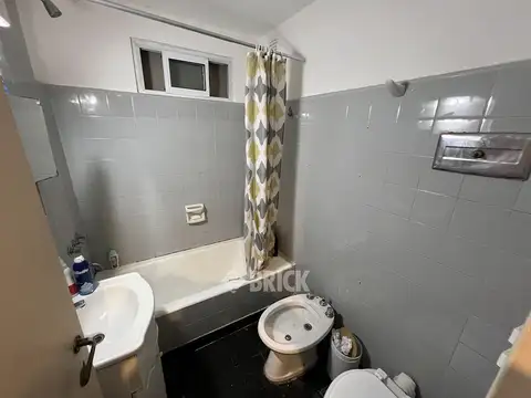 PRINGLES AL 400 - IMPECABLE APTO PROFESIONAL AMPLIA COCINA A NUEVO