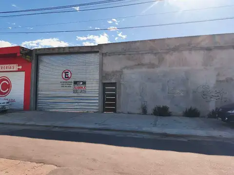 Terreno en Alquiler 17  mts Fondo