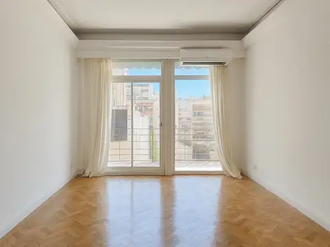 VENTA Departamento 4 ambientes con dependencia en Recoleta