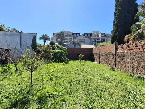 Terreno en Venta en Bernal, USD 160.000
