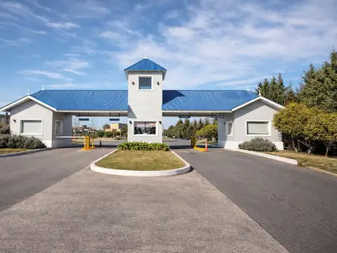 VENTA LOTE 300 m² EN BARRIO PRIVADO LAGUNA AZUL