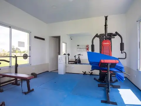 VENTA LOTE 300 m² EN BARRIO PRIVADO LAGUNA AZUL