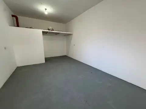 Local en Alquiler en El Palomar, $ 480.000