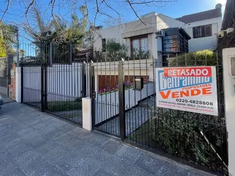 Chalet de estilo Merlo