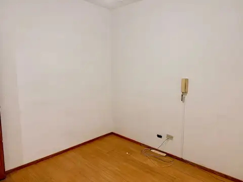 Oficina 2 ambientes con 1 baño