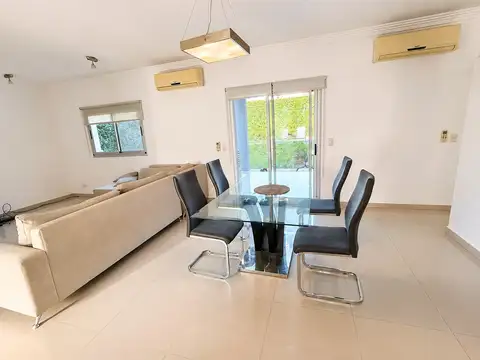 Imperdible casa en alquiler en Altos de Hudson I
