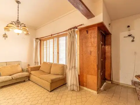 Casa en Venta con 1 cochera