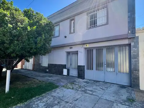 CASA 6 AMBIENTES 280m² PILETA+QUINCHO MARIA SELVA