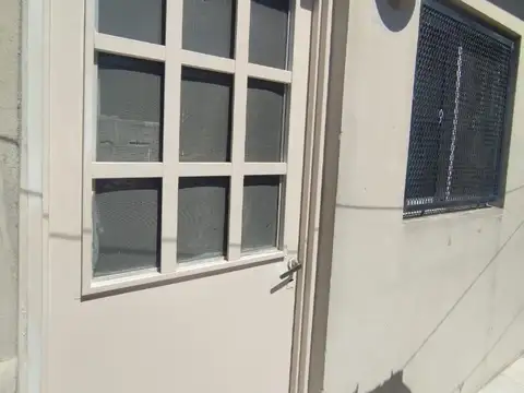 PH DE DOS AMBIENTES EN PLANTA ALTA