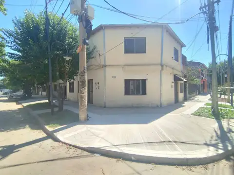 Depto Tipo Casa en Alquiler de 1 dormitorio