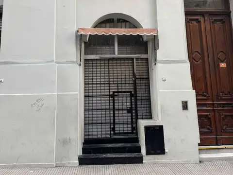 Local en Alquiler en Monserrat, $ 480.000