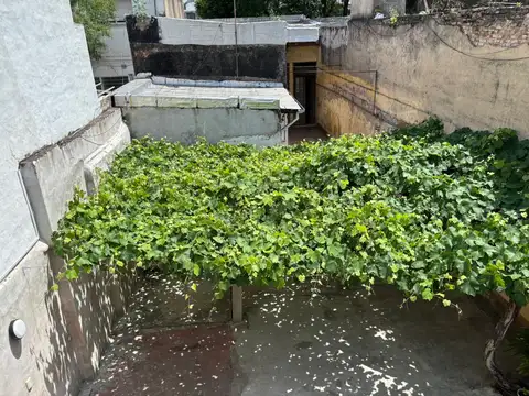 Las Casas 3600, Piso PB