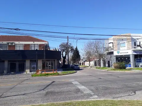 Comodoro Py al 1500