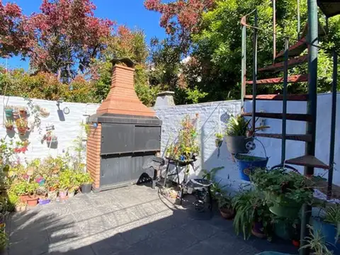 Duplex en Venta Olivos 4 Amb Patio Cochera Terraza