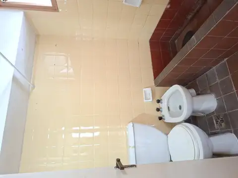 ALQUILER DE DEPARTAMENTO DE 2 AMBIENTES CENTRICO