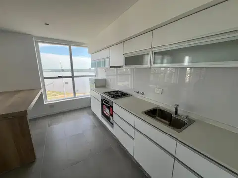 Departamento en Alquiler con 1 cocheras