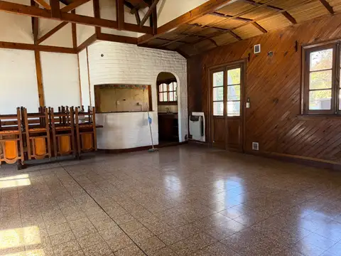 Avenida Bernabé Márquez 700, Piso 1