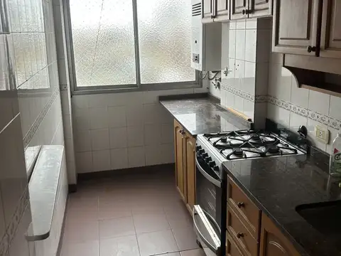 Moldes 3500, Piso 7