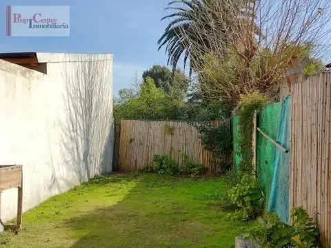 Casa en Alquiler con 1 cochera