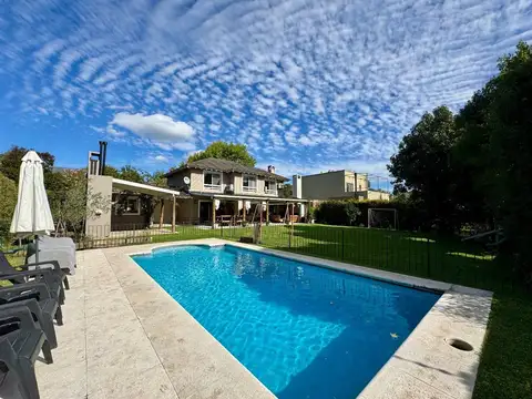 CASA EN VENTA 5 AMBIENTES EN LA LEGUA APTO CREDITO