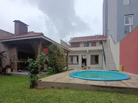 Casa en Venta en Berazategui, USD 250.000