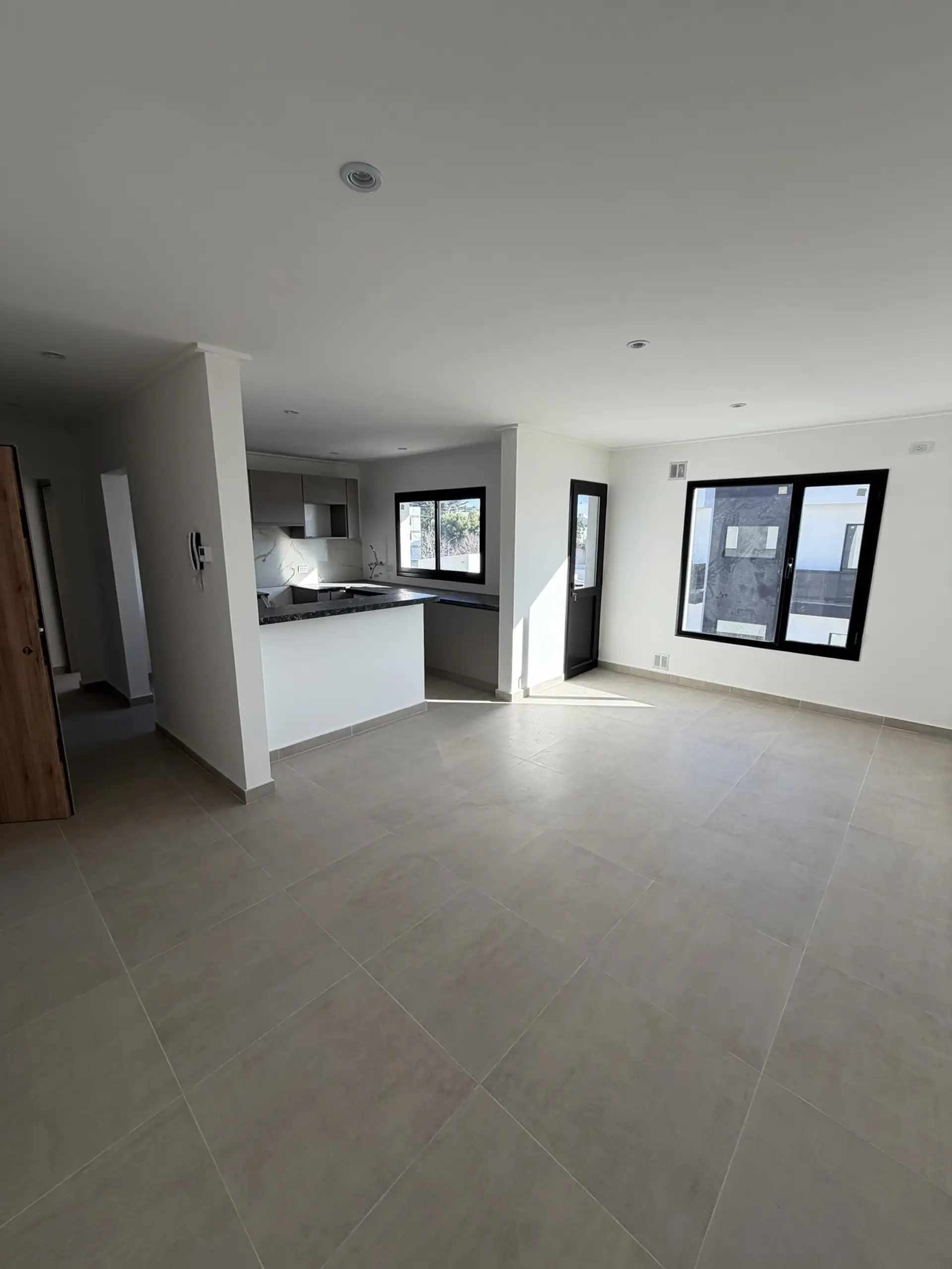 Depto 1 dormitorio a estrenar 54 m² — Semicentro, luminoso y con DVH